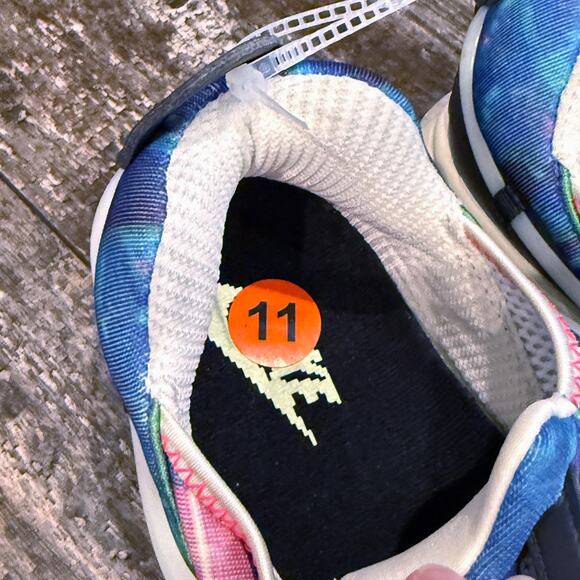 Nike Air Kukini SE Shoes Mens Size 11 Multicolor Pixel Swoosh Retro DX3273-902 - Picture 7 of 11